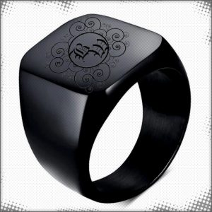 The gawdy Black Ward ring